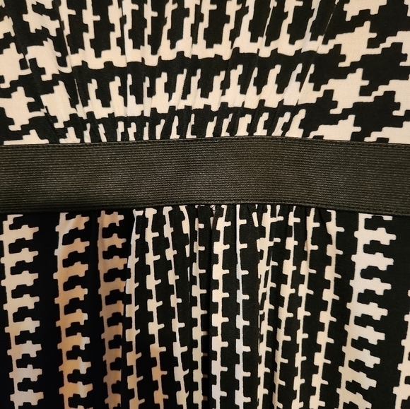 Daisy Fuentes womens dress - Picture 6 of 6